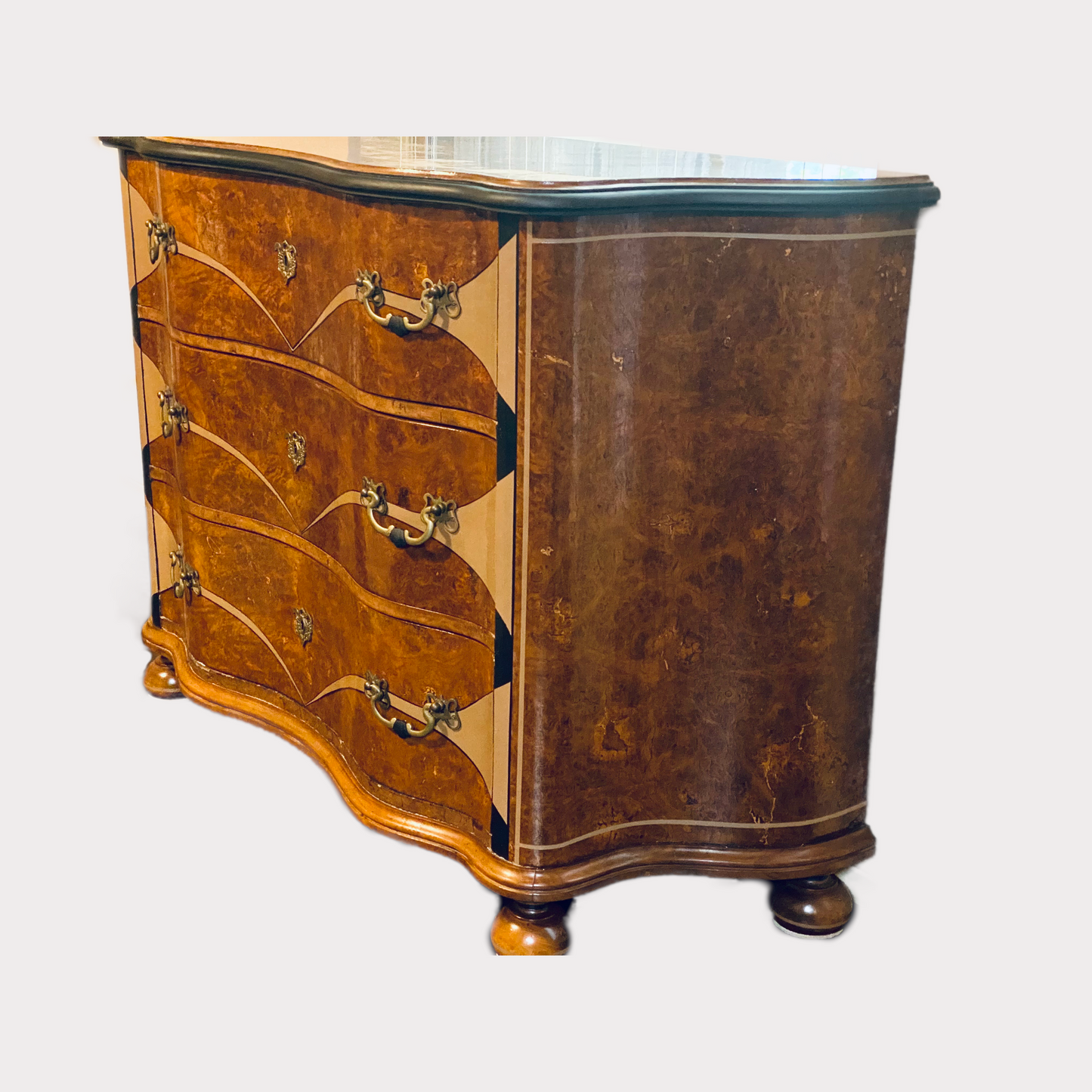 Burl Dresser