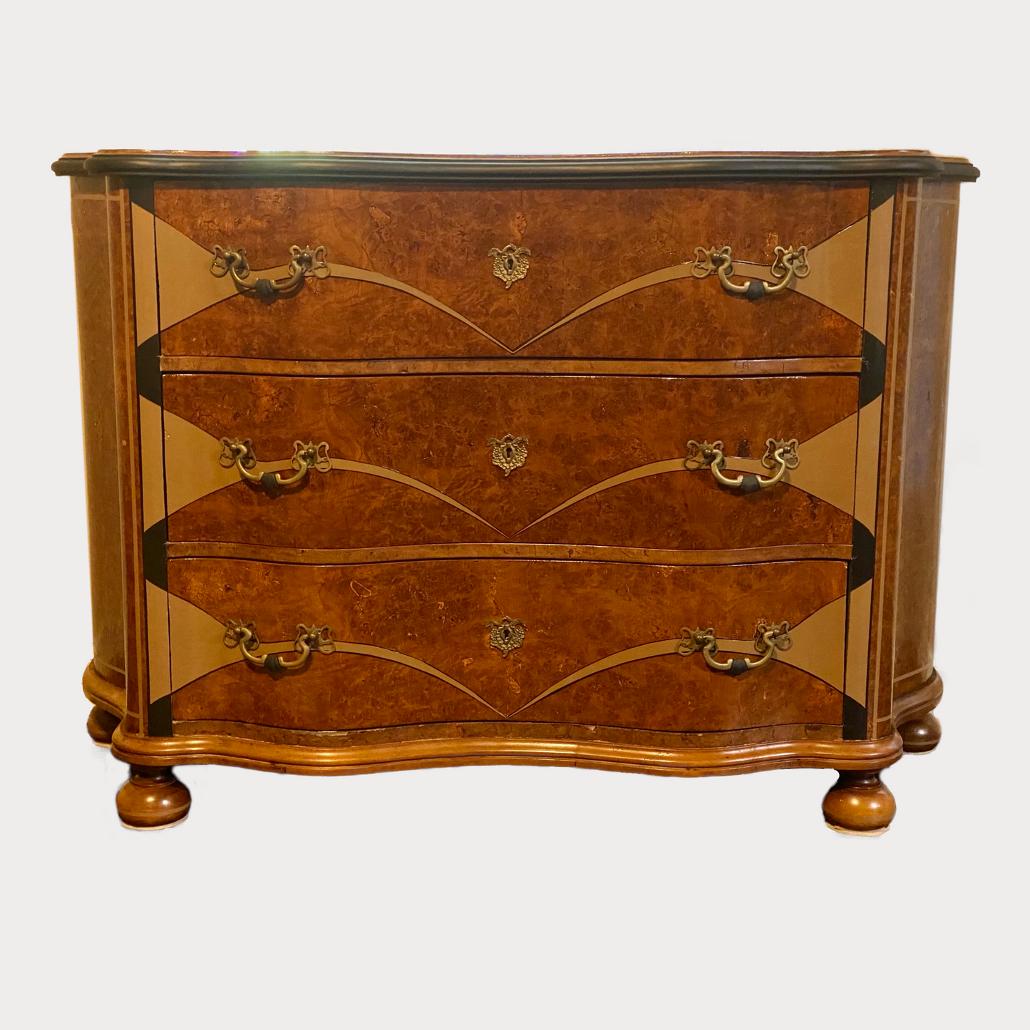 Burl Dresser